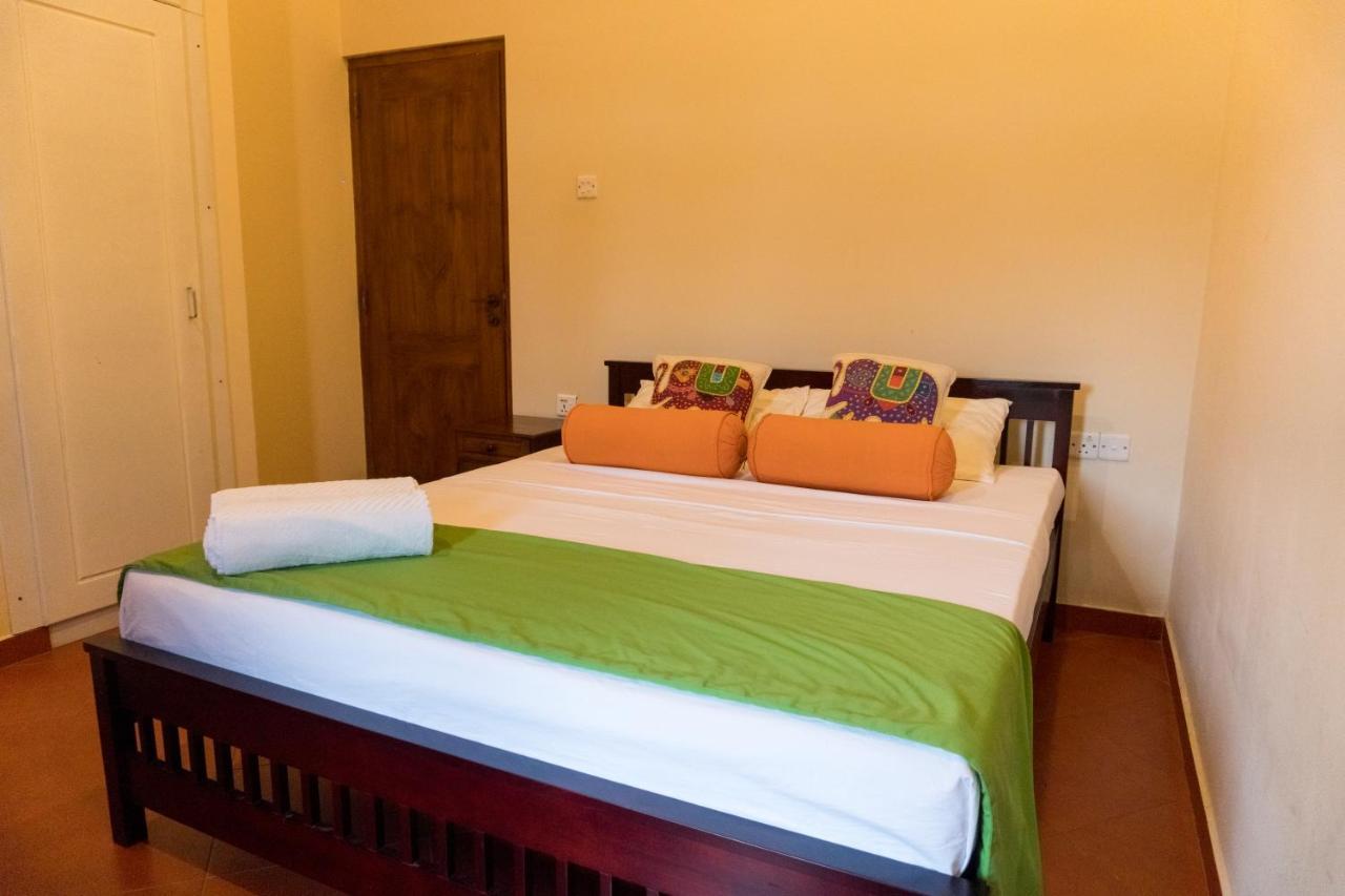 Aronka Homestay Kandy Exterior photo